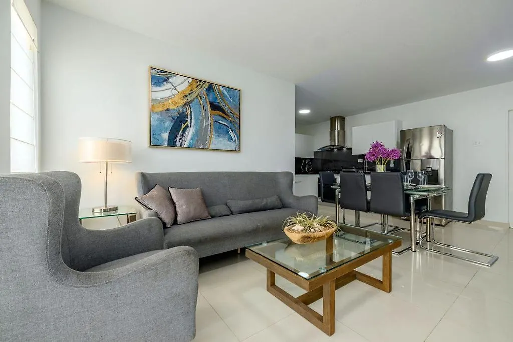 Villa Koyari Modern Condos 9BR 7BA Sleeps 26 w/ Pool&Roof Deck Palm Beach Aruba