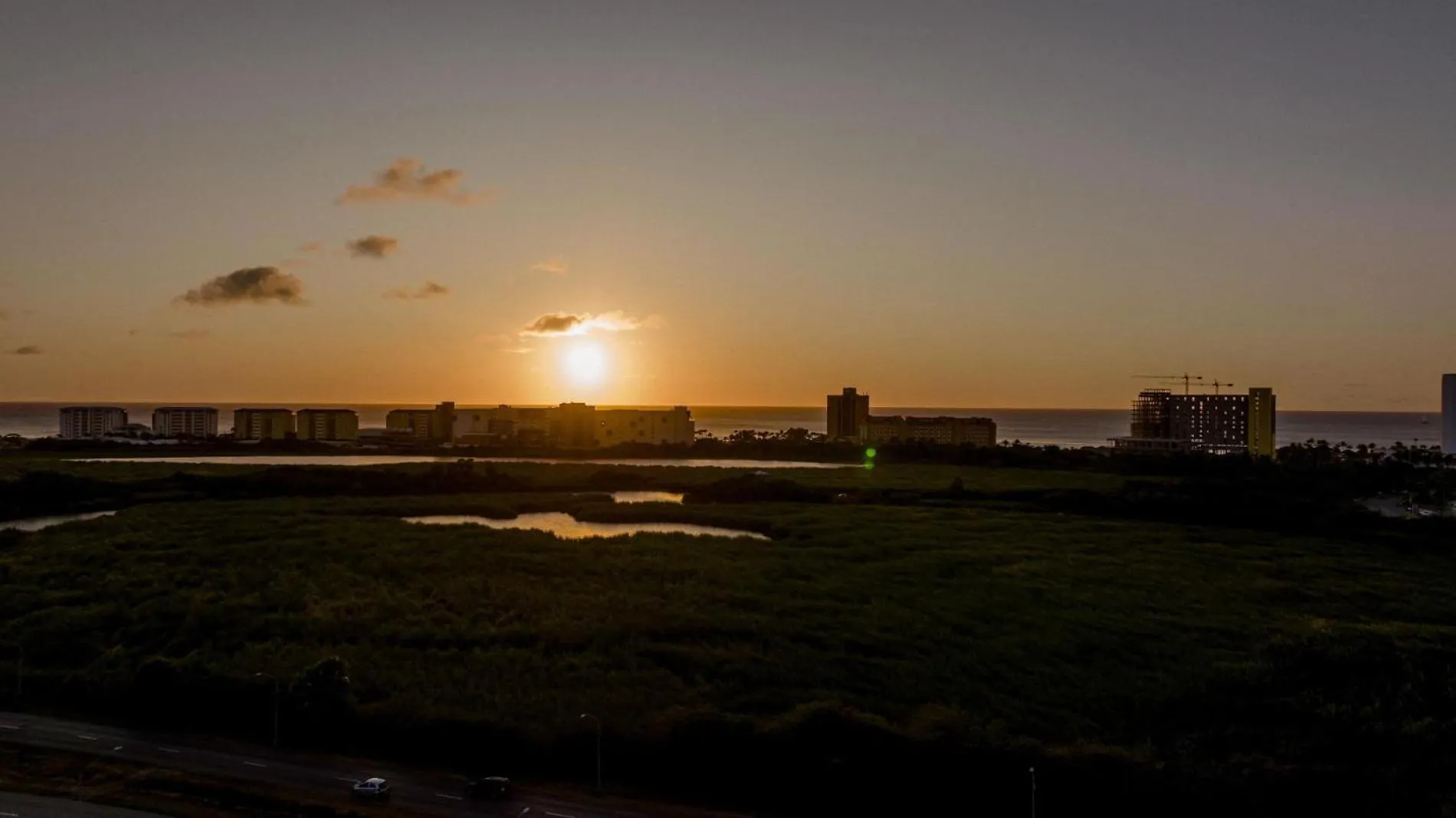 Koyari Modern Condos 9Br 7Ba Sleeps 26 W/ Pool And Roof Deck Palm Beach Aruba
