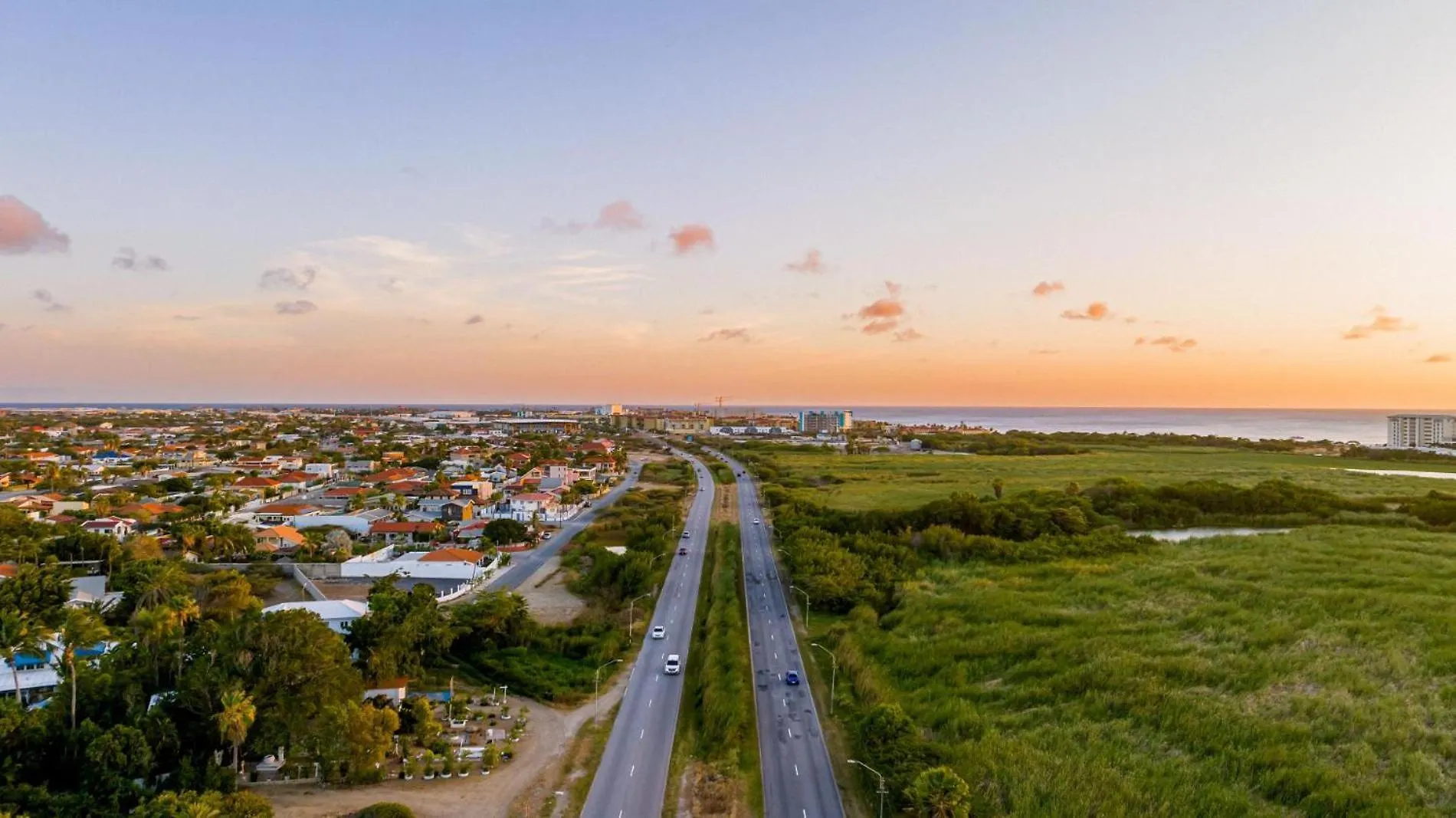 Villa Koyari Modern Condos 9Br 7Ba Sleeps 26 W/ Pool And Roof Deck Palm Beach Aruba