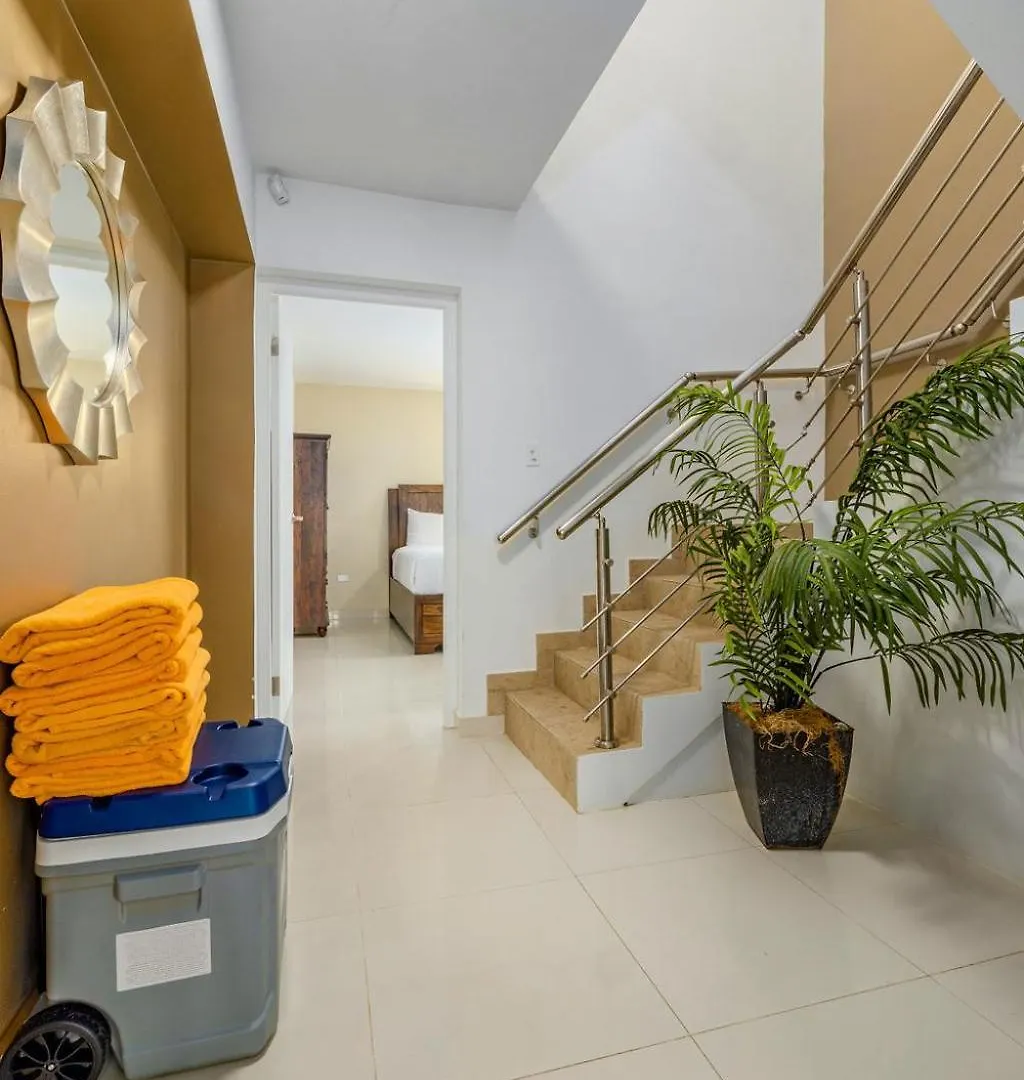Koyari Modern Condos 9Br 7Ba Sleeps 26 W/ Pool And Roof Deck Palm Beach 0*,  Aruba