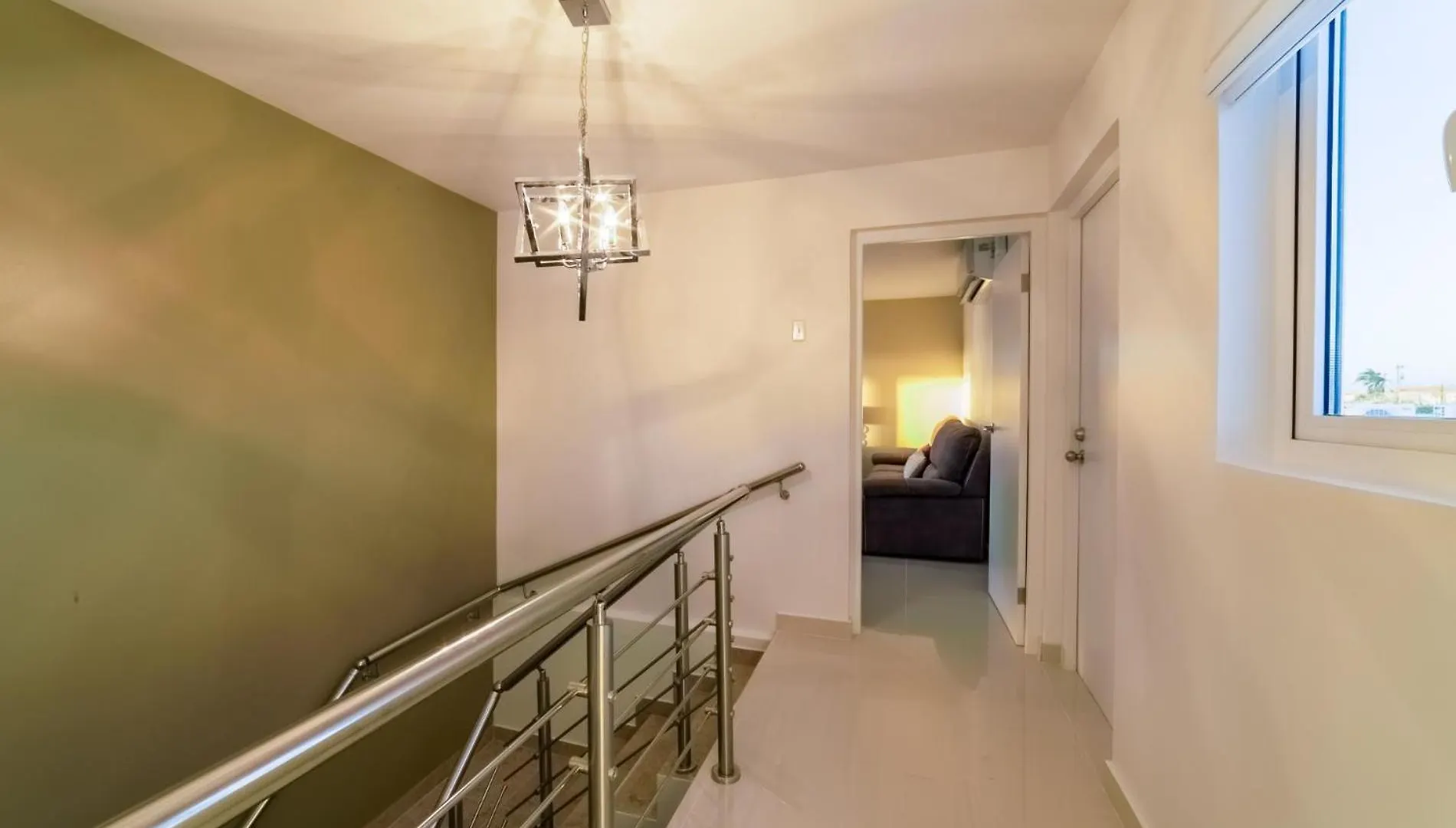 Koyari Modern Condos 9Br 7Ba Sleeps 26 W/ Pool And Roof Deck Palm Beach Villa
